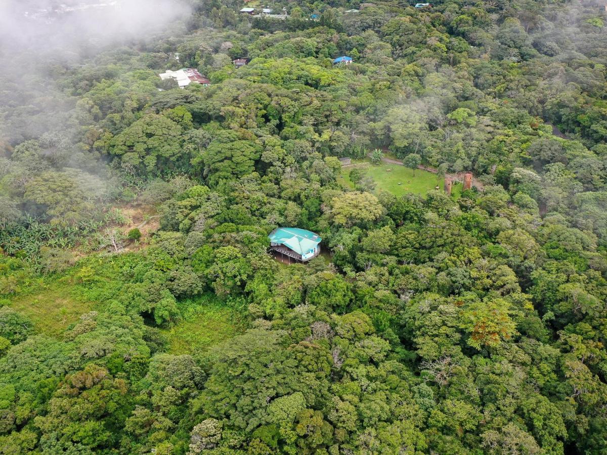 Moon Wonders Vacation House Monteverde ภายนอก รูปภาพ