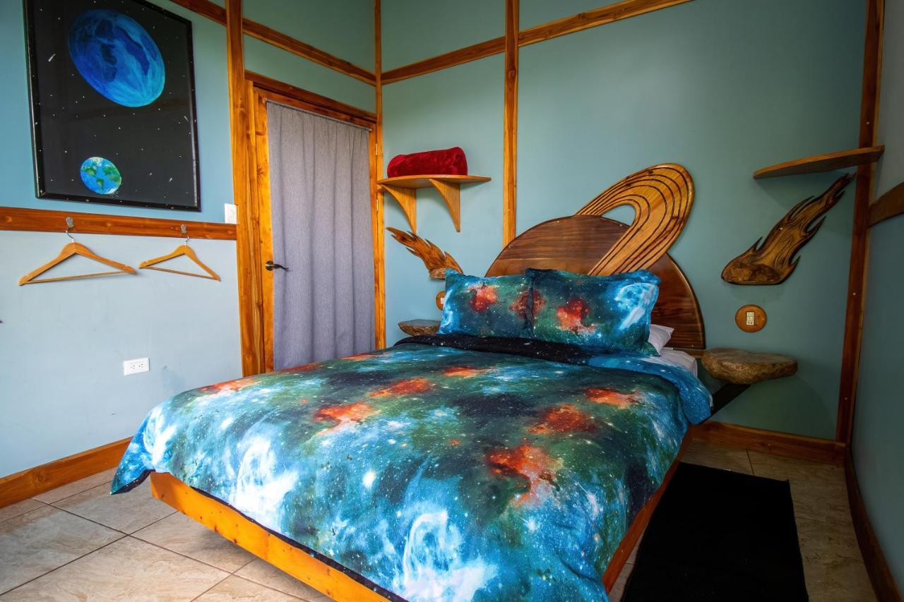 Moon Wonders Vacation House Monteverde ภายนอก รูปภาพ