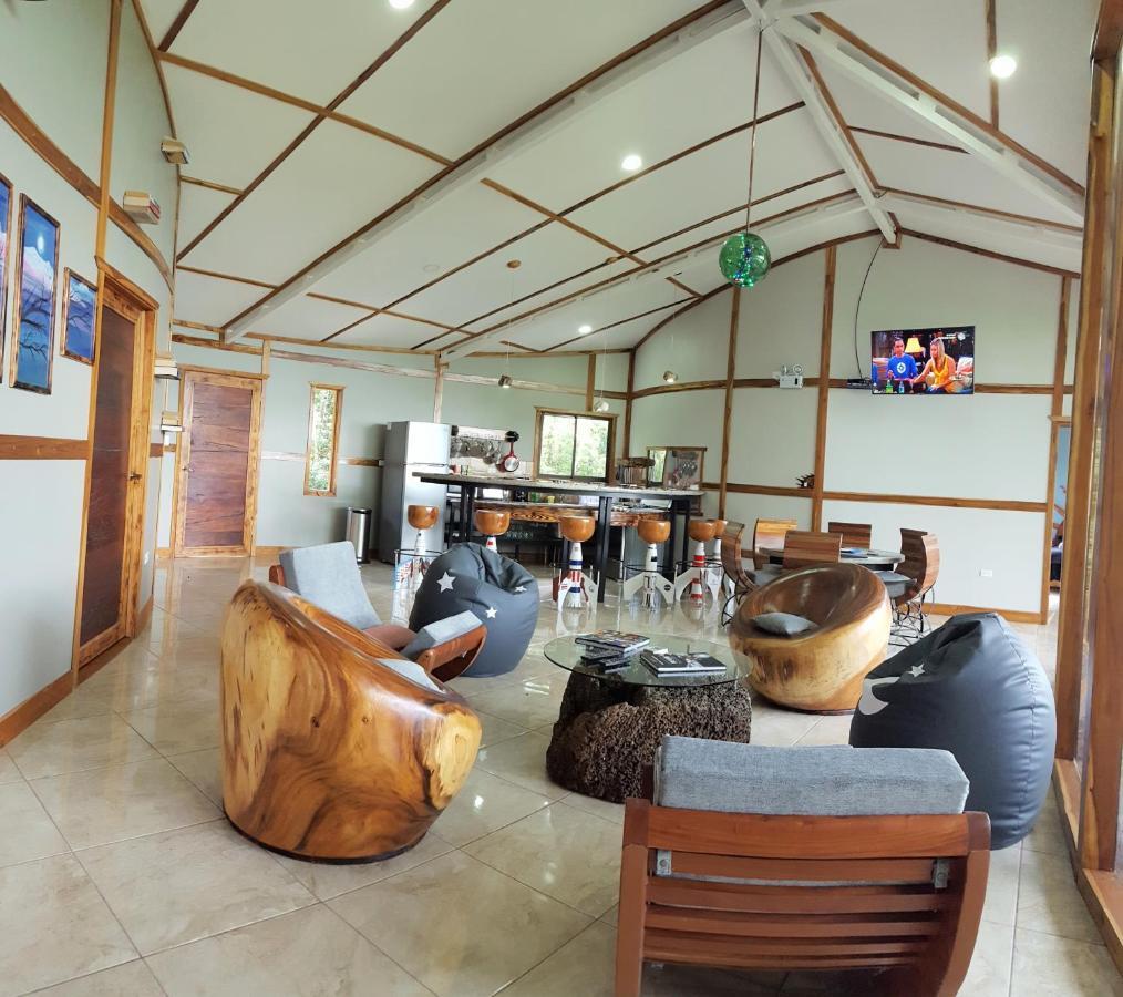 Moon Wonders Vacation House Monteverde ภายนอก รูปภาพ