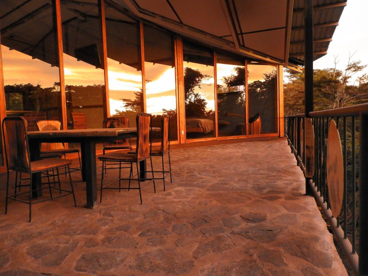 Moon Wonders Vacation House Monteverde ภายนอก รูปภาพ